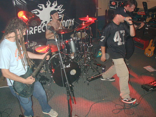 2003_05_03_35